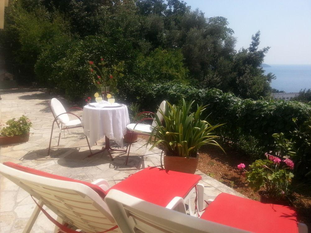 Apartments Herceg Novi Ngoại thất bức ảnh