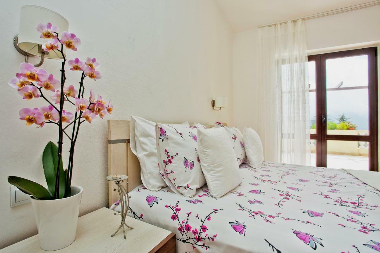 Apartments Herceg Novi Ngoại thất bức ảnh
